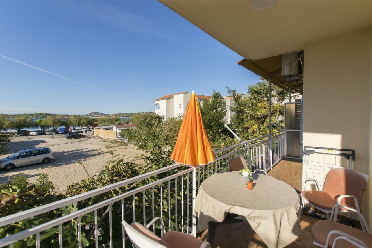 Apartment Nediljka Vodice Exterior photo